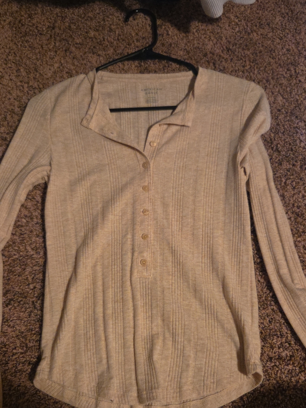 American Eagle Outfitters Ribbed Long-Sleeve Henley in Beige